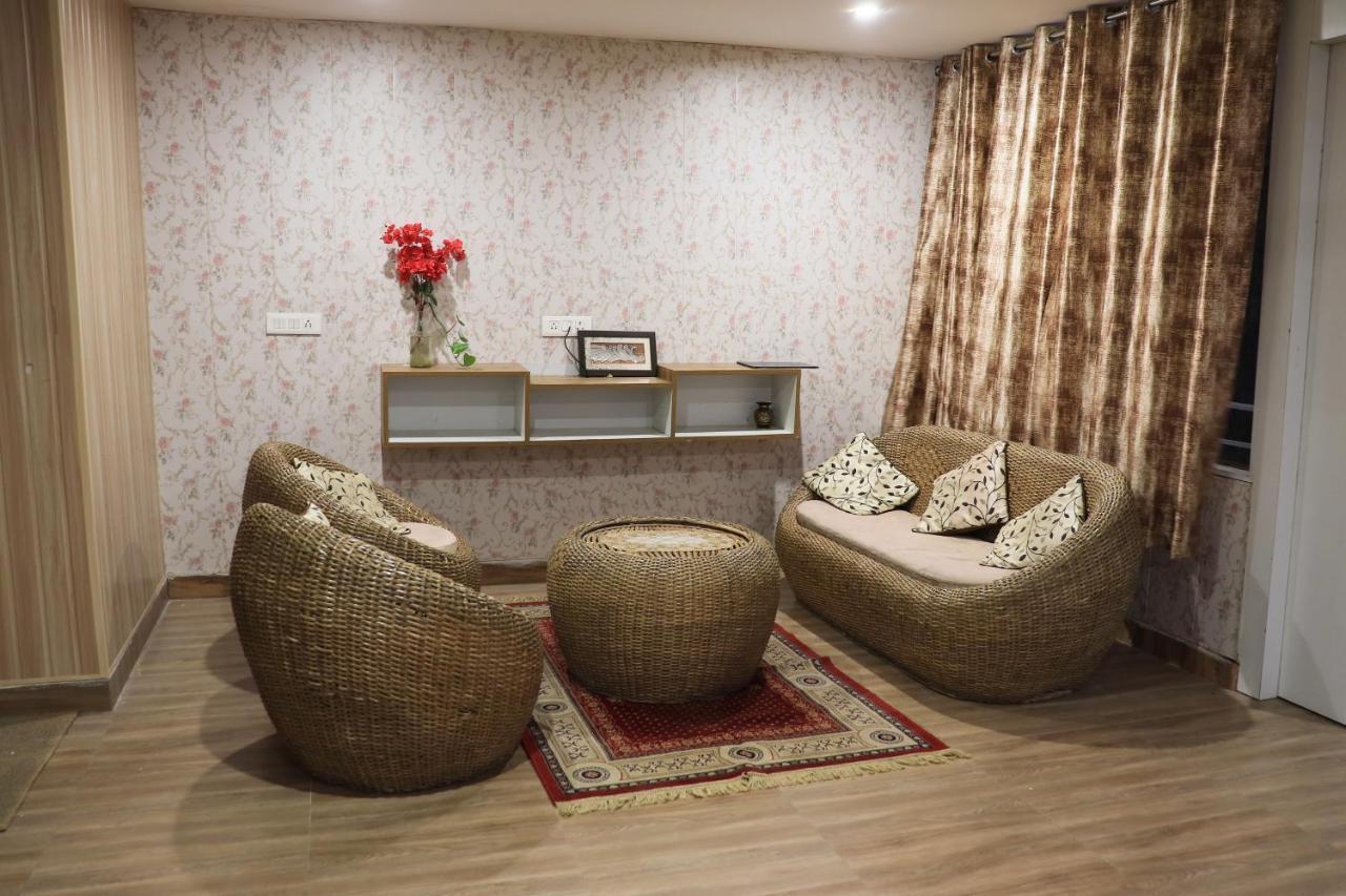 Valley Retreat Home Stay Ντεχραντούν Εξωτερικό φωτογραφία